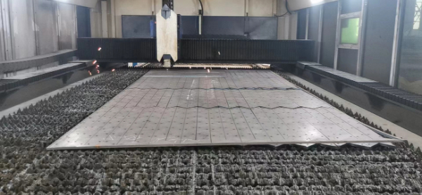 合金板激光切割